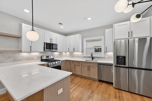 29B Prichard Ave 2, Somerville, MA 02144