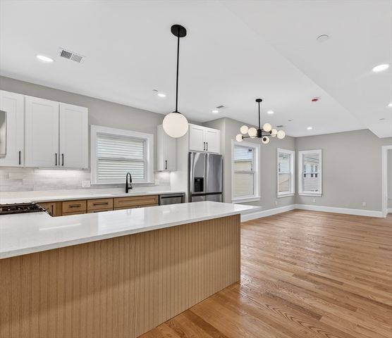 29B Prichard Ave 2, Somerville, MA 02144