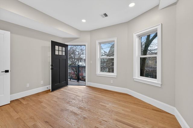 29B Prichard Ave 2, Somerville, MA 02144