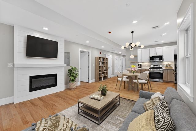 29B Prichard Ave 2, Somerville, MA 02144