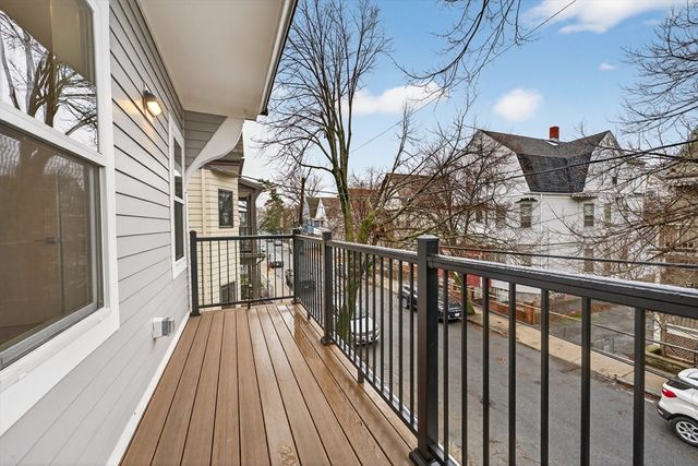 29B Prichard Ave 2, Somerville, MA 02144