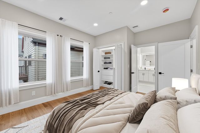 29B Prichard Ave 2, Somerville, MA 02144