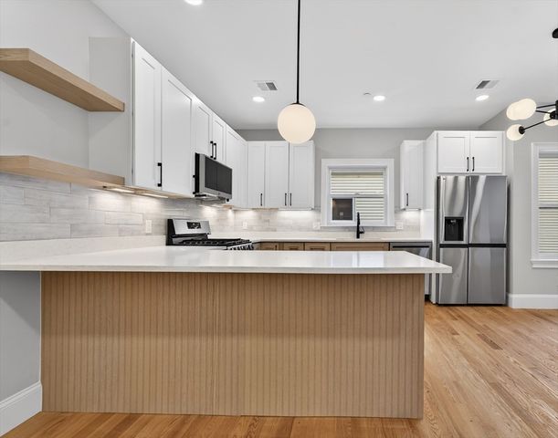 29B Prichard Ave 2, Somerville, MA 02144