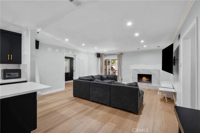 10844 Dempsey, Granada Hills, CA 91344