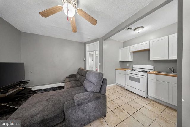1014 N ADAMS ST, Wilmington, DE 19801