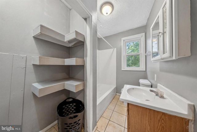 1014 N ADAMS ST, Wilmington, DE 19801