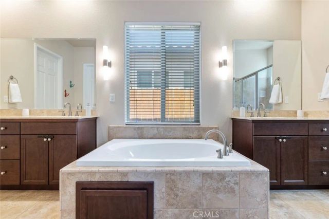 5796 N San Miguel, Fresno, CA 93723