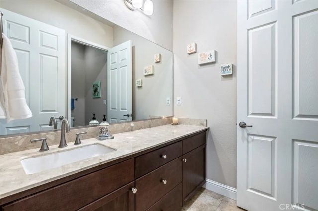 5796 N San Miguel, Fresno, CA 93723