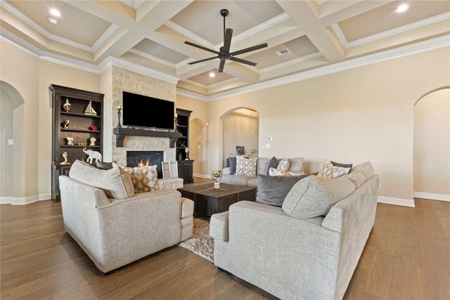 3338 Howard Road, Waxahachie, TX 75165