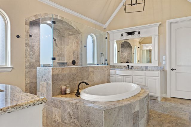 3338 Howard Road, Waxahachie, TX 75165