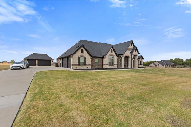 3338 Howard Road, Waxahachie, TX 75165