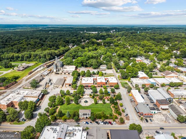 221 W Jefferson Street, Madison, GA 30650