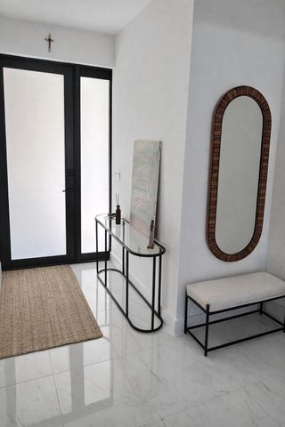 4189 N Oak Place, Dania Beach, FL 33314