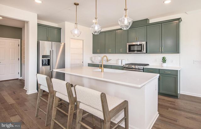 10 EAGLE CT, Horsham, PA 19044