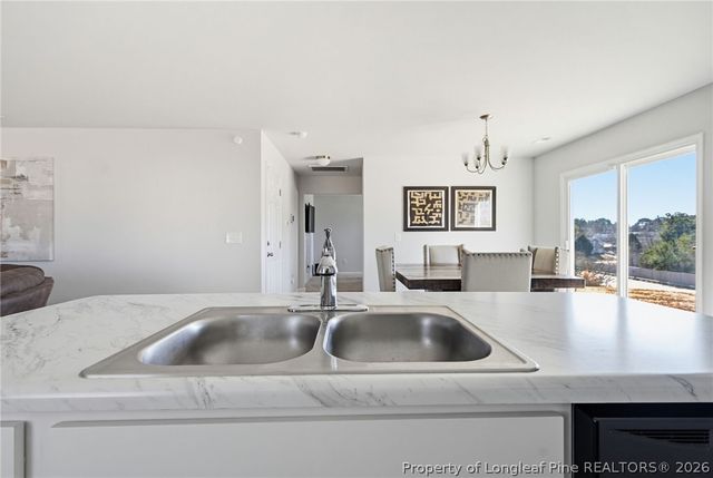 913 Sapphire Stone Lane, Hope Mills, NC 28348