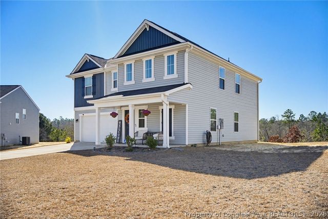 913 Sapphire Stone Lane, Hope Mills, NC 28348