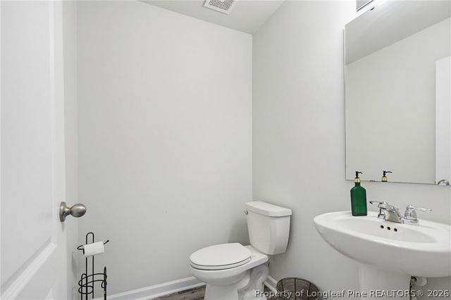 913 Sapphire Stone Lane, Hope Mills, NC 28348