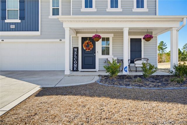 913 Sapphire Stone Lane, Hope Mills, NC 28348