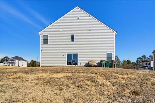 913 Sapphire Stone Lane, Hope Mills, NC 28348