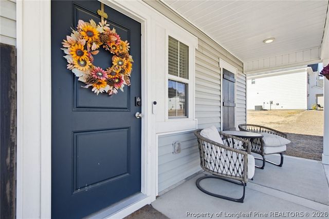 913 Sapphire Stone Lane, Hope Mills, NC 28348