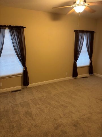 2503 Cedar Crest Drive, Ottawa, IL 61350