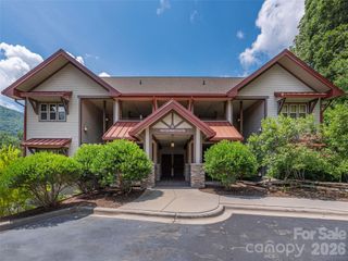 1560 Country Club Drive A101, Maggie Valley, NC 28751