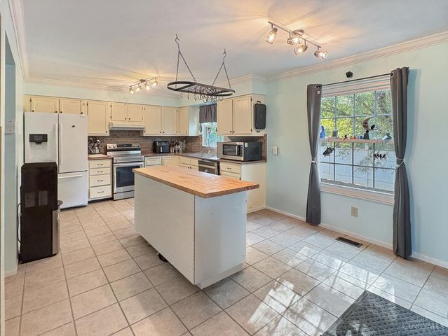868 Arrowood Court, Lebanon, OH 45036