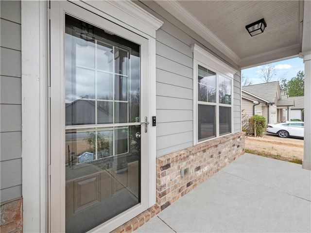 146 Morris Creek Drive, Hoschton, GA 30548