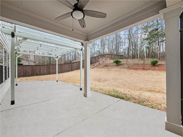 146 Morris Creek Drive, Hoschton, GA 30548