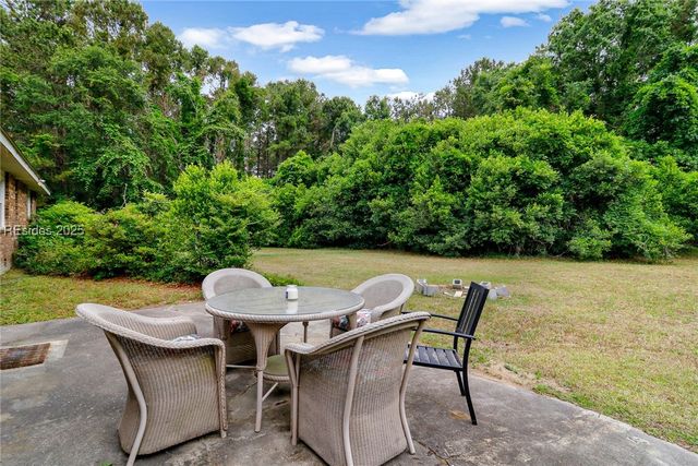 8855 Grahamville Rd, Ridgeland, SC 29936