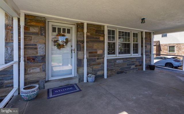 6 N LEXINGTON AVE, Havertown, PA 19083