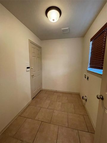 213 Midnight Drive, Royse City, TX 75189