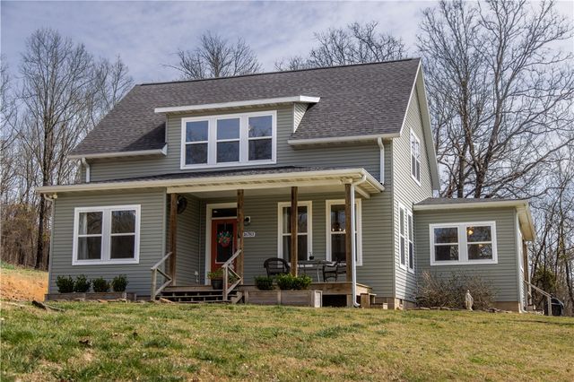 16783 Carpenter Road, Winslow, AR 72959