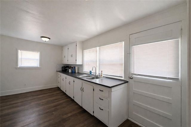 801 N Osage Street, Independence, MO 64050