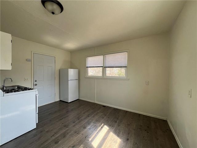 801 N Osage Street, Independence, MO 64050