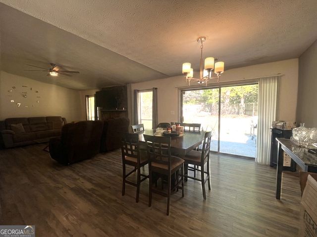 8132 Creekstone Court, Riverdale, GA 30274