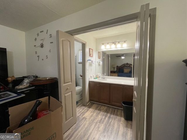 8132 Creekstone Court, Riverdale, GA 30274