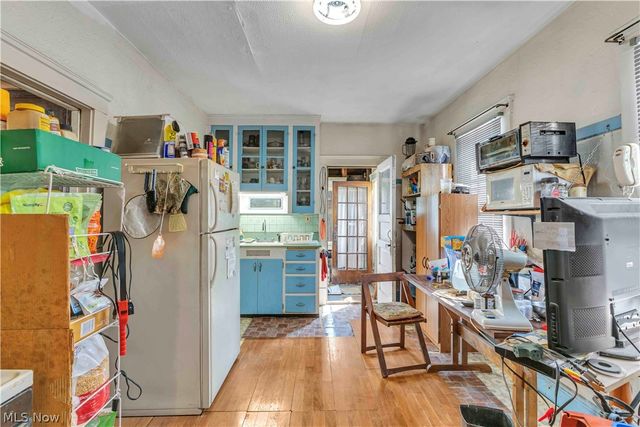 3157 W 44th Street, Cleveland, OH 44109