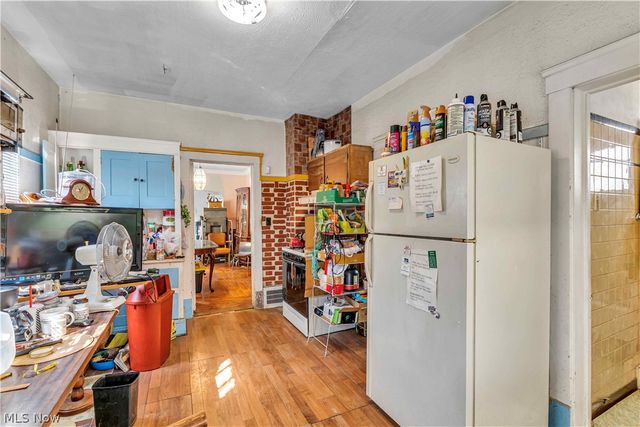 3157 W 44th Street, Cleveland, OH 44109