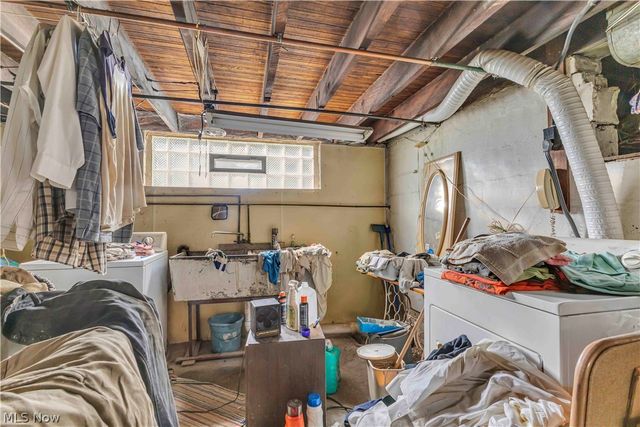 3157 W 44th Street, Cleveland, OH 44109