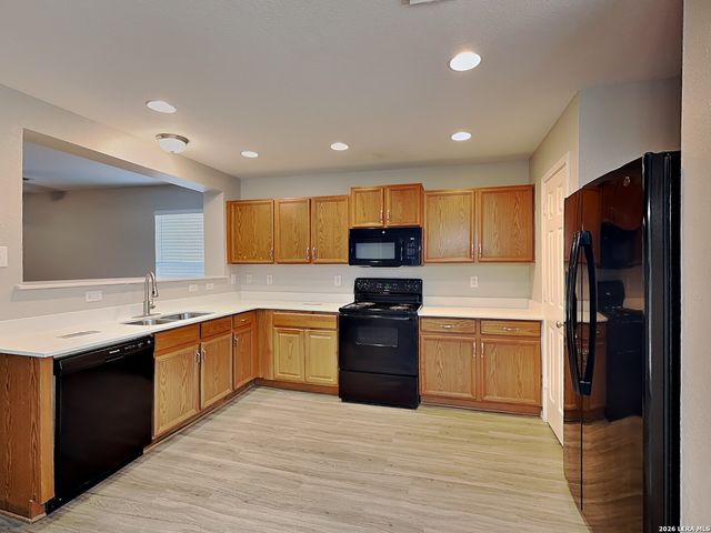 3839 Cherokee, New Braunfels, TX 78132