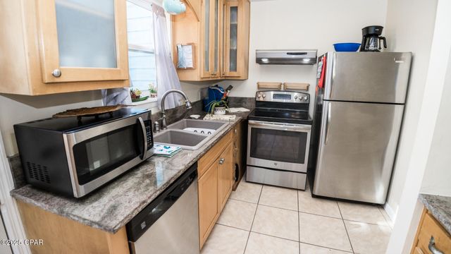 21525 Hilltop Avenue, Panama City Beach, FL 32413