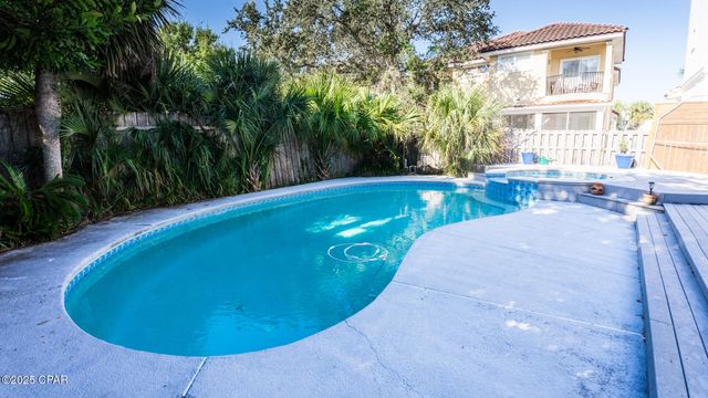 21525 Hilltop Avenue, Panama City Beach, FL 32413