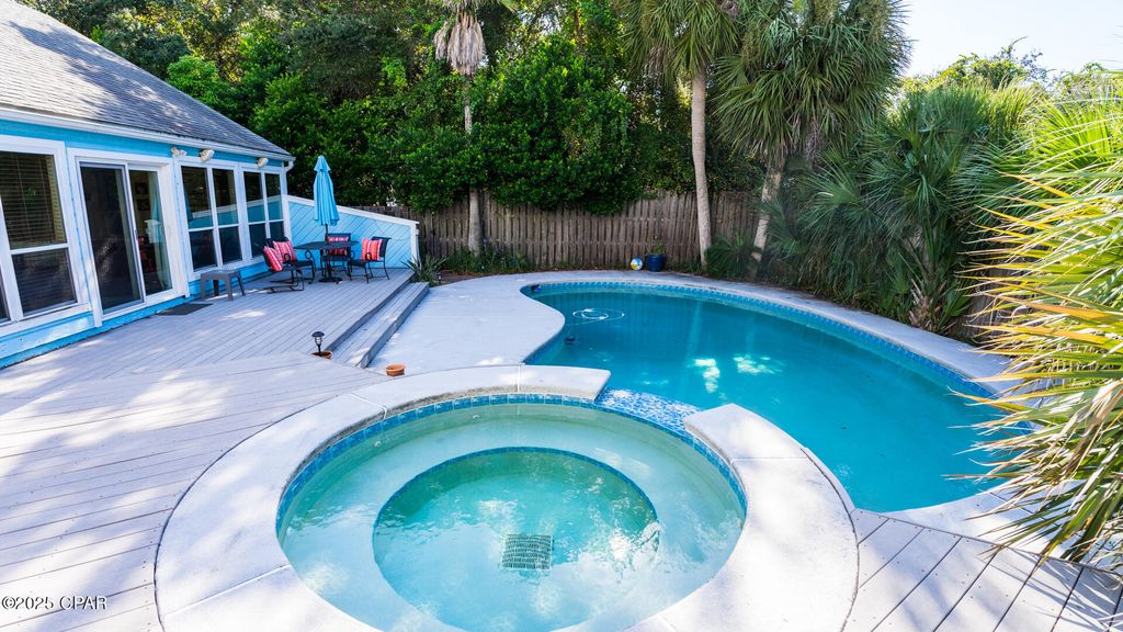 21525 Hilltop Avenue, Panama City Beach, FL 32413