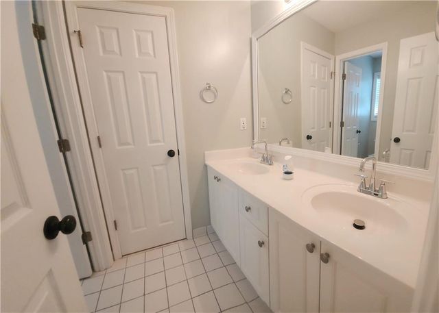 150 Canal Place, Fayetteville, GA 30215