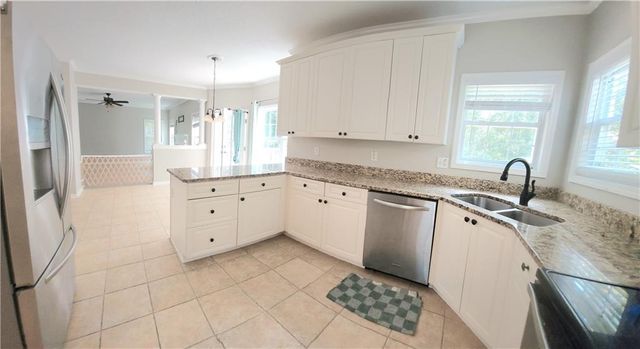150 Canal Place, Fayetteville, GA 30215