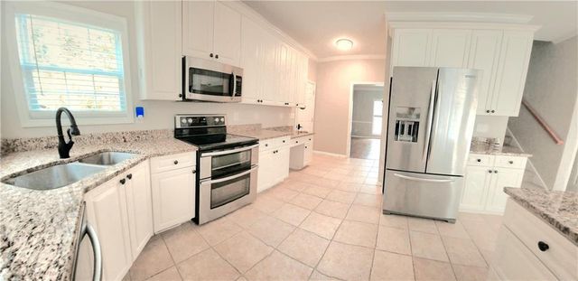 150 Canal Place, Fayetteville, GA 30215