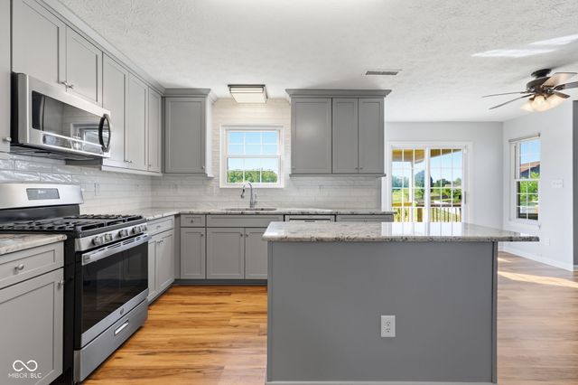2699 Liatris Drive, Plainfield, IN 46168