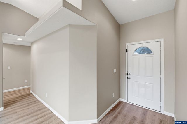 1586 Cherrybloom Ct SE, Salem, OR 97317