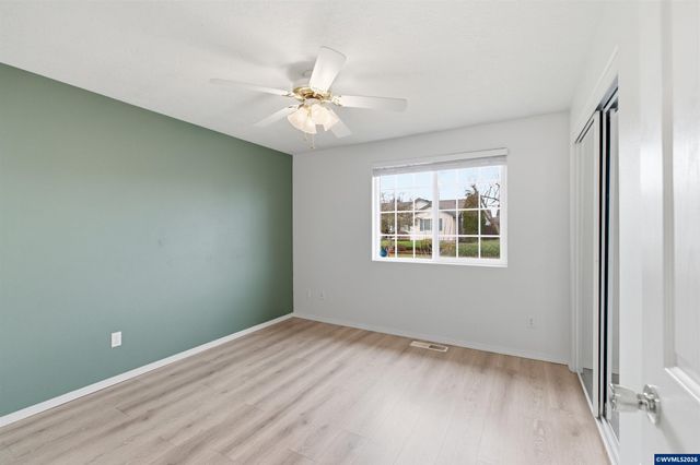 1586 Cherrybloom Ct SE, Salem, OR 97317